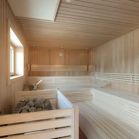 Hotell Jufa Stubenbergsee 3*