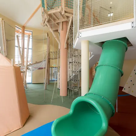 Jufa Stubenbergsee 3* Stubenberg