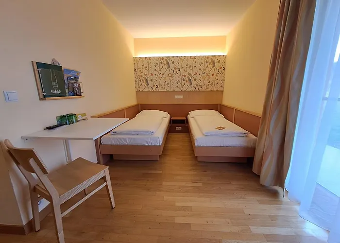 فندق Jufa Stubenbergsee ستوبيبرغ