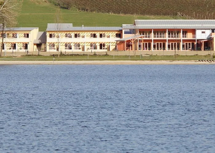 فندق Jufa Stubenbergsee ستوبيبرغ