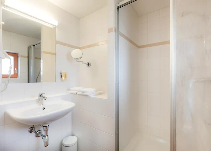 Jufa Stubenbergsee 3*