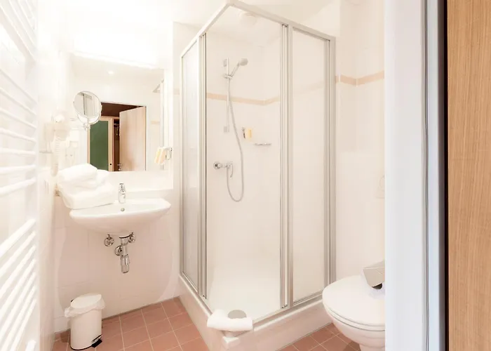 فندق Jufa Stubenbergsee 3*