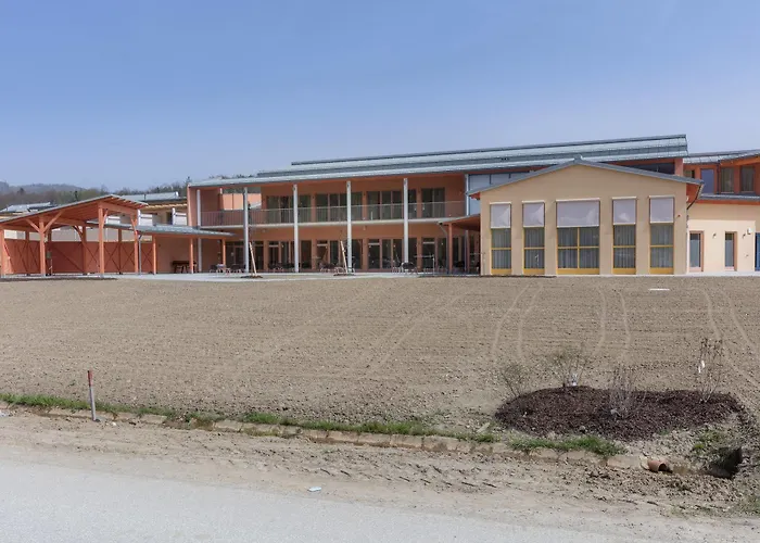 Jufa Stubenbergsee Hotel 3*